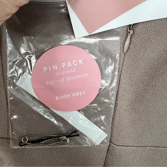 Birdy Grey Jay Crepe Size XL Taupe Gown V Neck Slit Stretch Prom Bridesmaid NEW - Picture 7 of 7